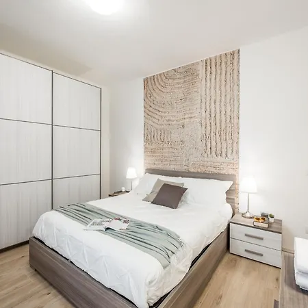 *casa Mulino - Storia E Modernita* * 摩德纳