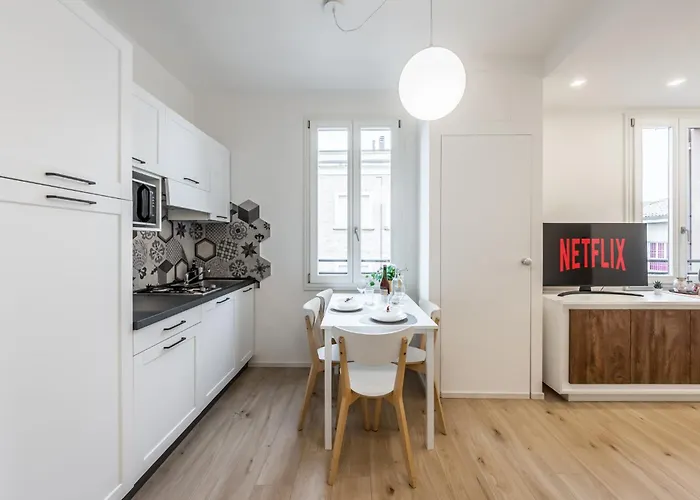 *casa Mulino - Storia E Modernita* * 摩德纳